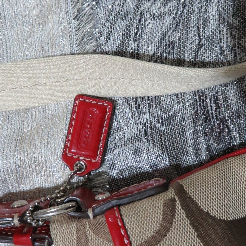 Coach Swingpack 7 x 8 Crossbody Khaki Brown Red Vinyl Stripe Handbag Purse Tote - Picture 5 of 5